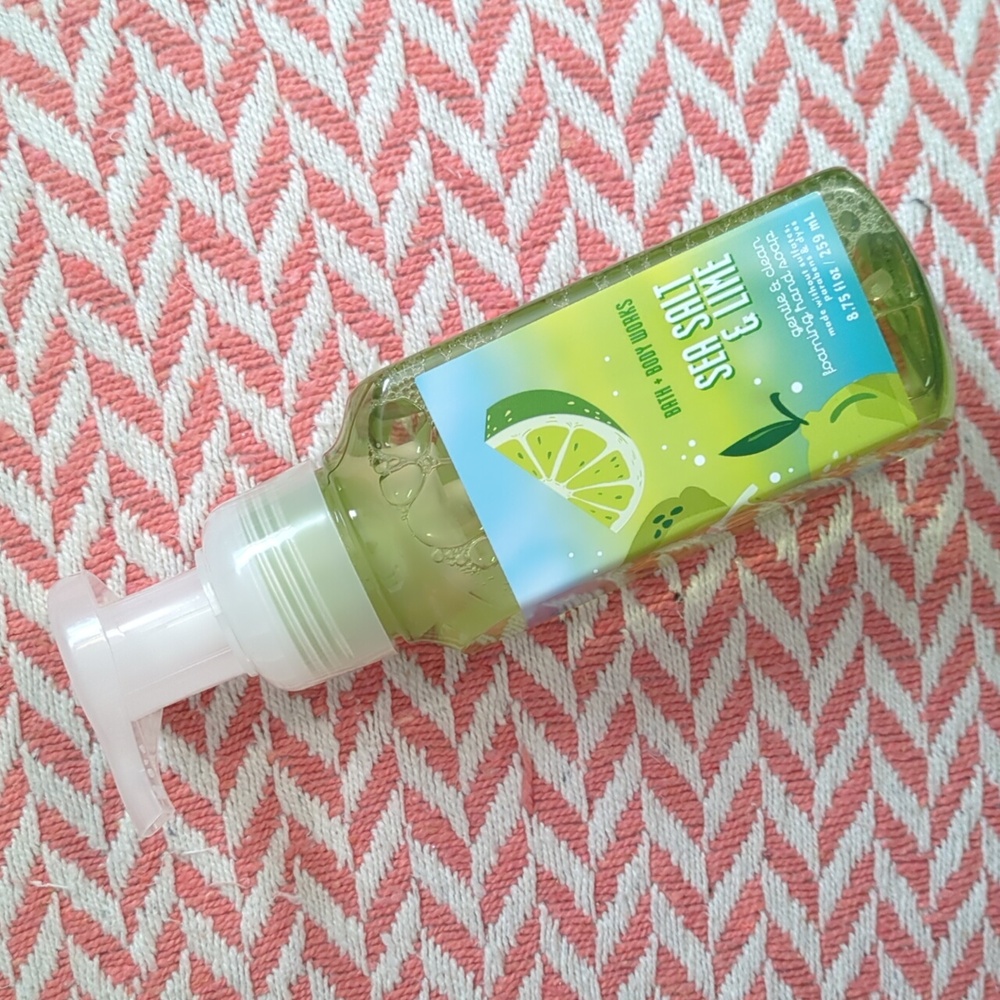 BBW Bath and Body Works Gentle Foaming Hand Soap NWT Sea Salt & Lime 🍋🟩